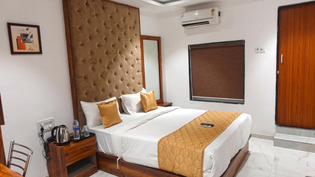 Hotel Palms Residency, Chembur Bombay Esterno foto