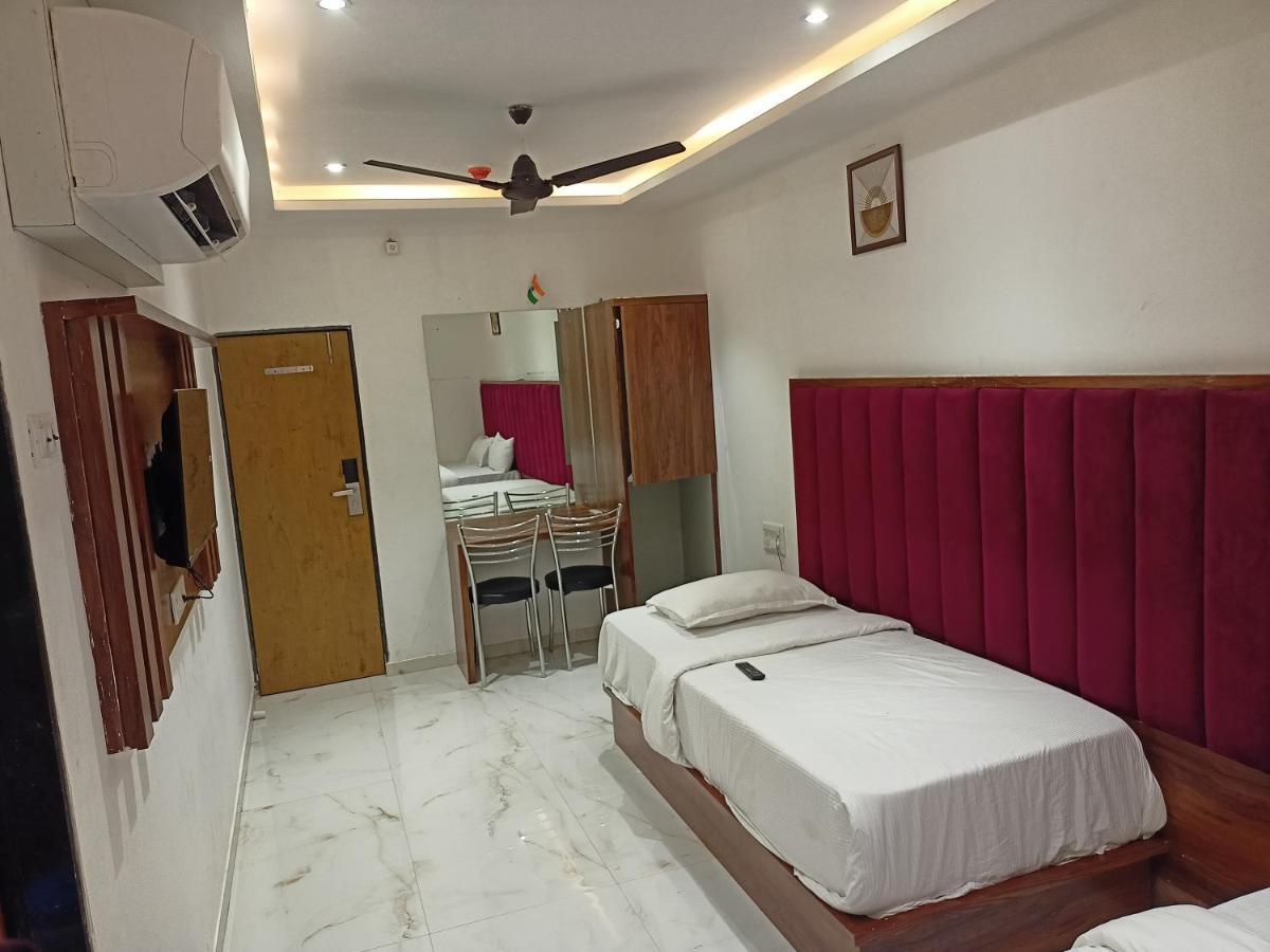 Hotel Palms Residency, Chembur Bombay Esterno foto