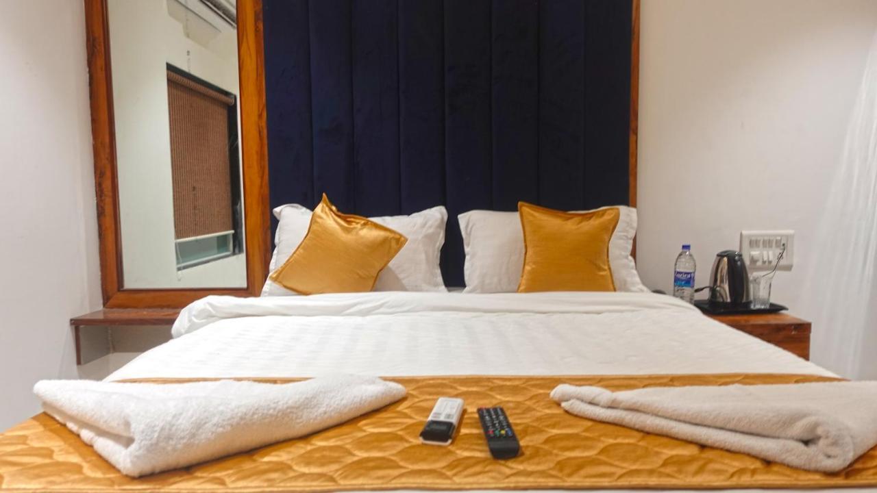 Hotel Palms Residency, Chembur Bombay Esterno foto