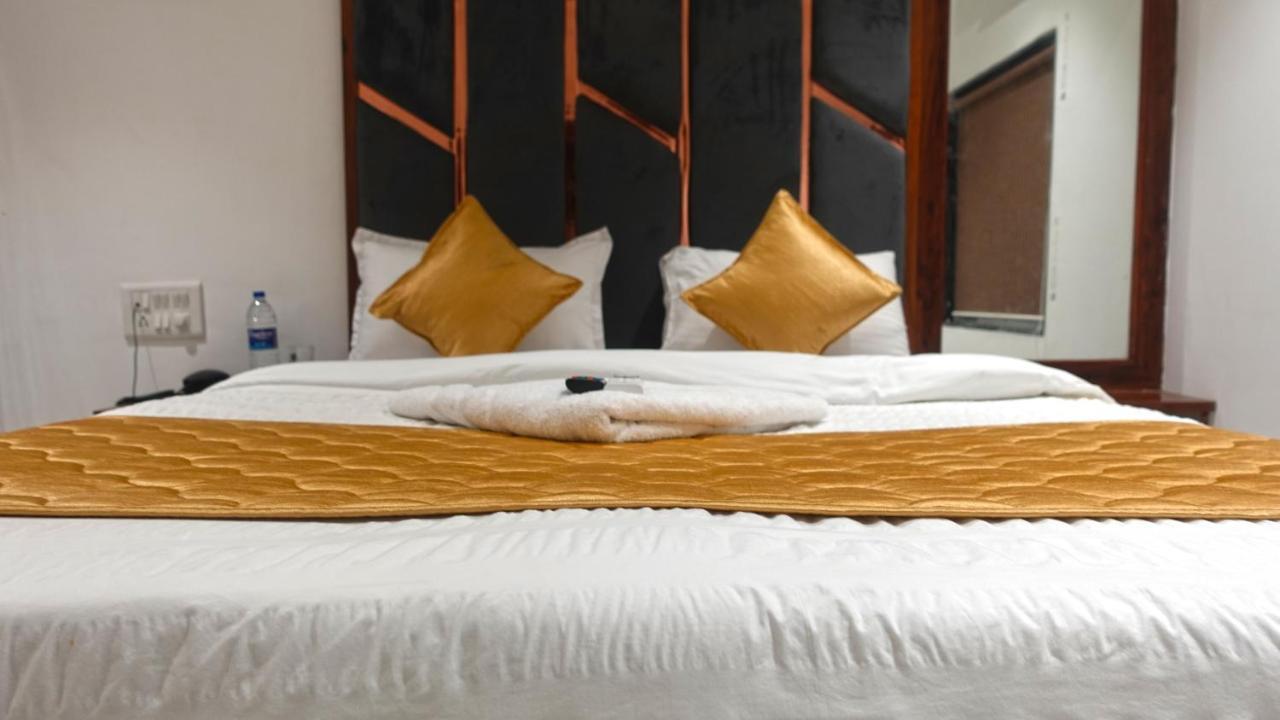 Hotel Palms Residency, Chembur Bombay Esterno foto