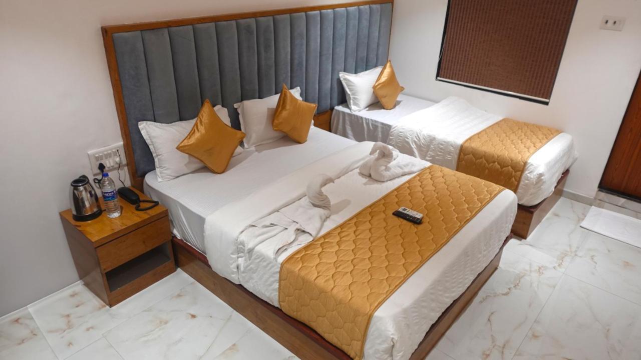 Hotel Palms Residency, Chembur Bombay Esterno foto