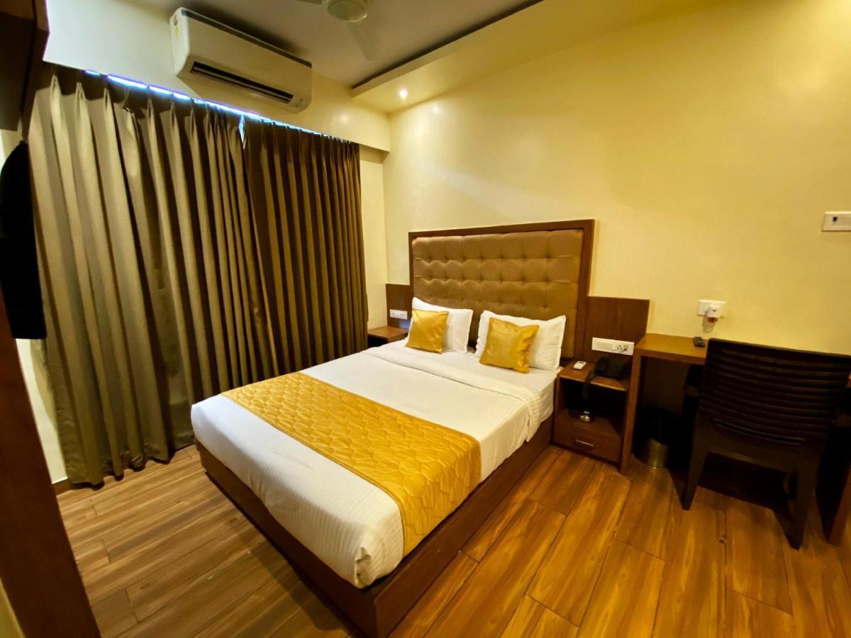 Hotel Palms Residency, Chembur Bombay Esterno foto